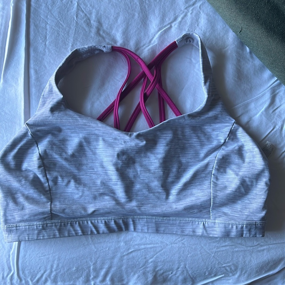 Lululemon Free to Be Serena Grey sport Bras